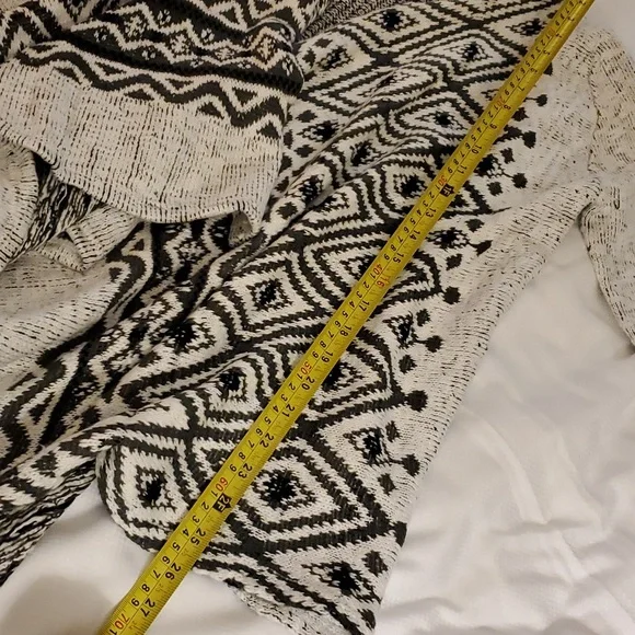 Cardigan - Picture 5 of 7